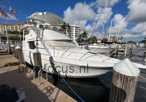 Silverton 322 Motor Yacht Specificaties 